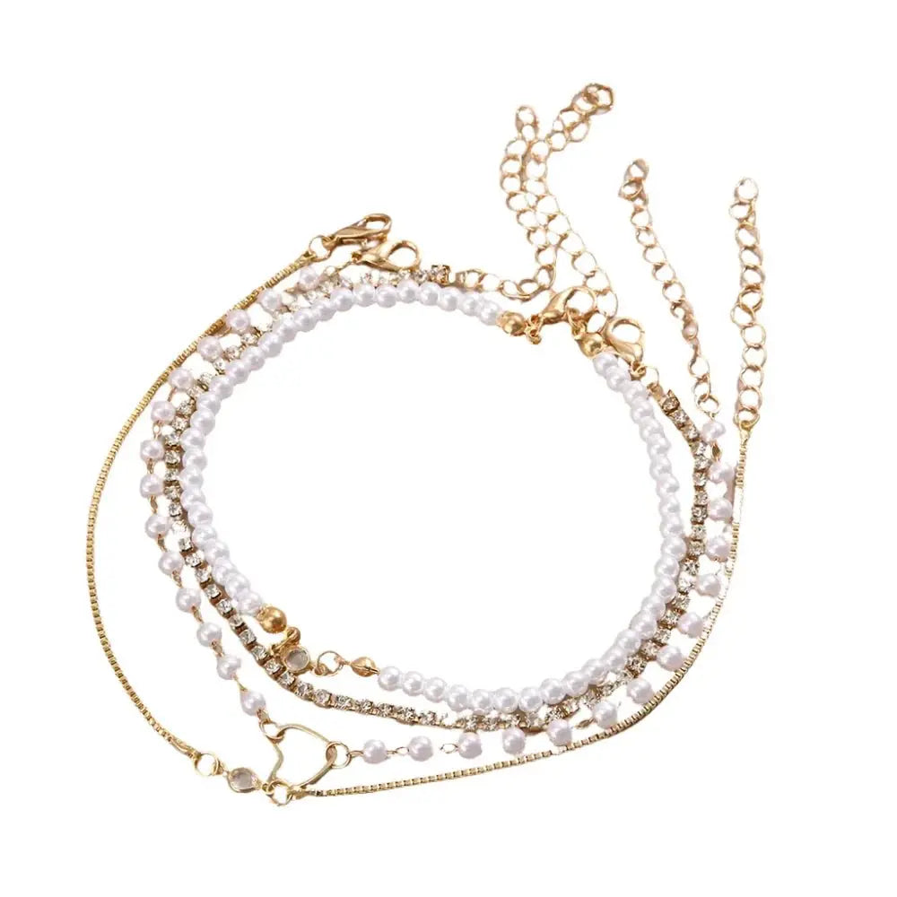 Alma's Vintage Bracelet – Timeless bracelet with a vintage-inspired design, perfect for adding classic elegance to any outfit