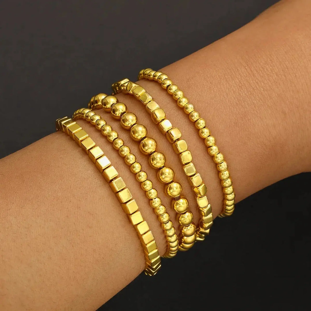 Dikla's Vintage Bracelets – Timeless bracelets with vintage-inspired designs, perfect for adding classic charm to any outfit.